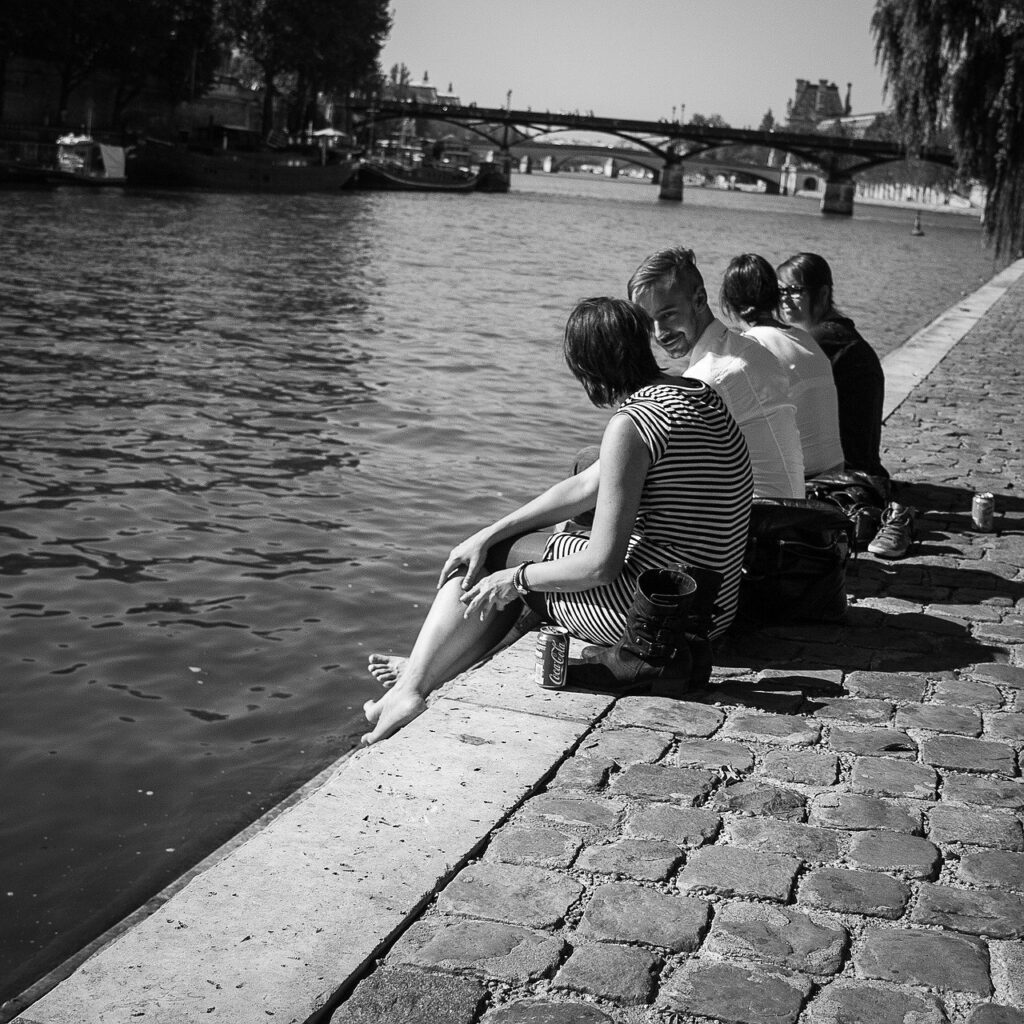 seine, paris, youth-803814.jpg